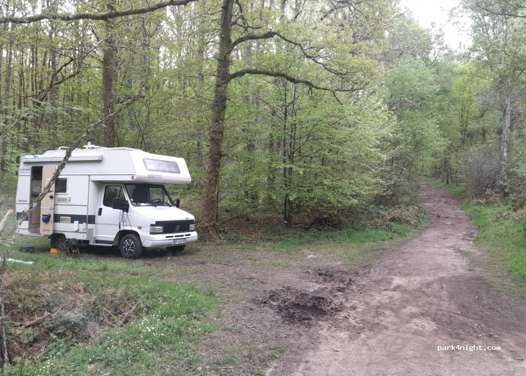 (87470) Peyrat-le-Château - — foto