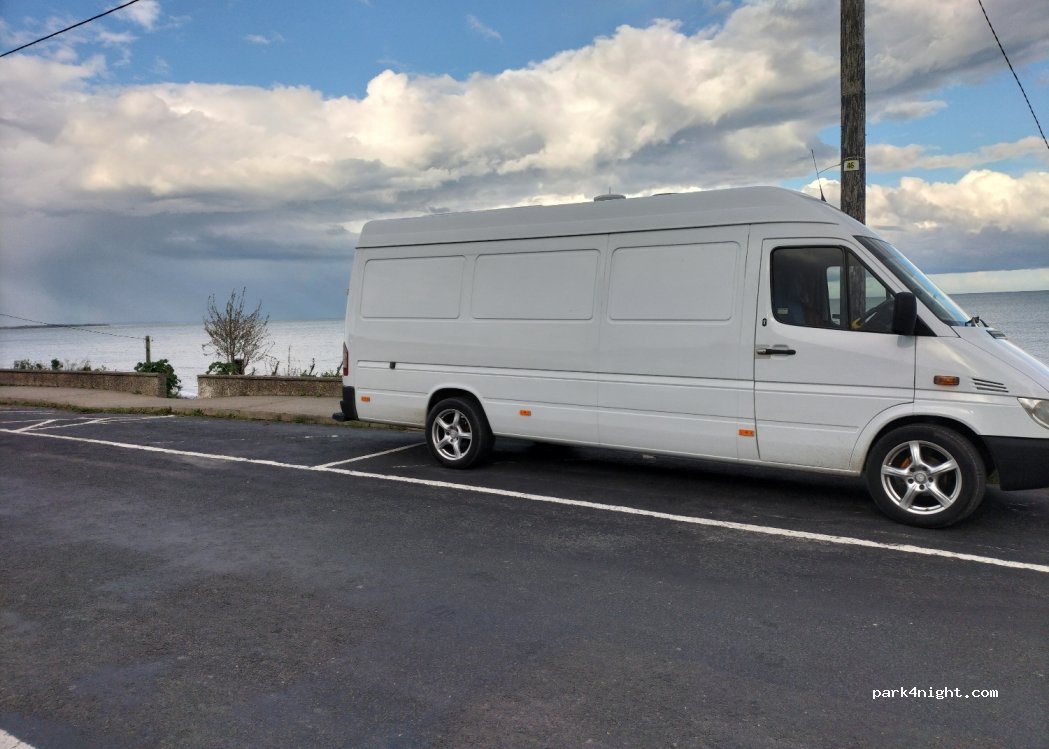 (Y35 DN12) Rosetown - Bothar an Chosta — foto