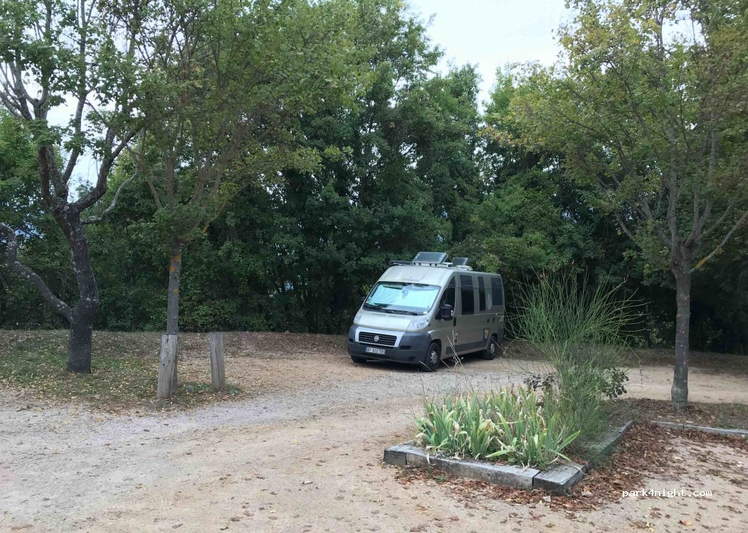 (06620) Courmes - 93 Chemin Saint-Barnabé — foto