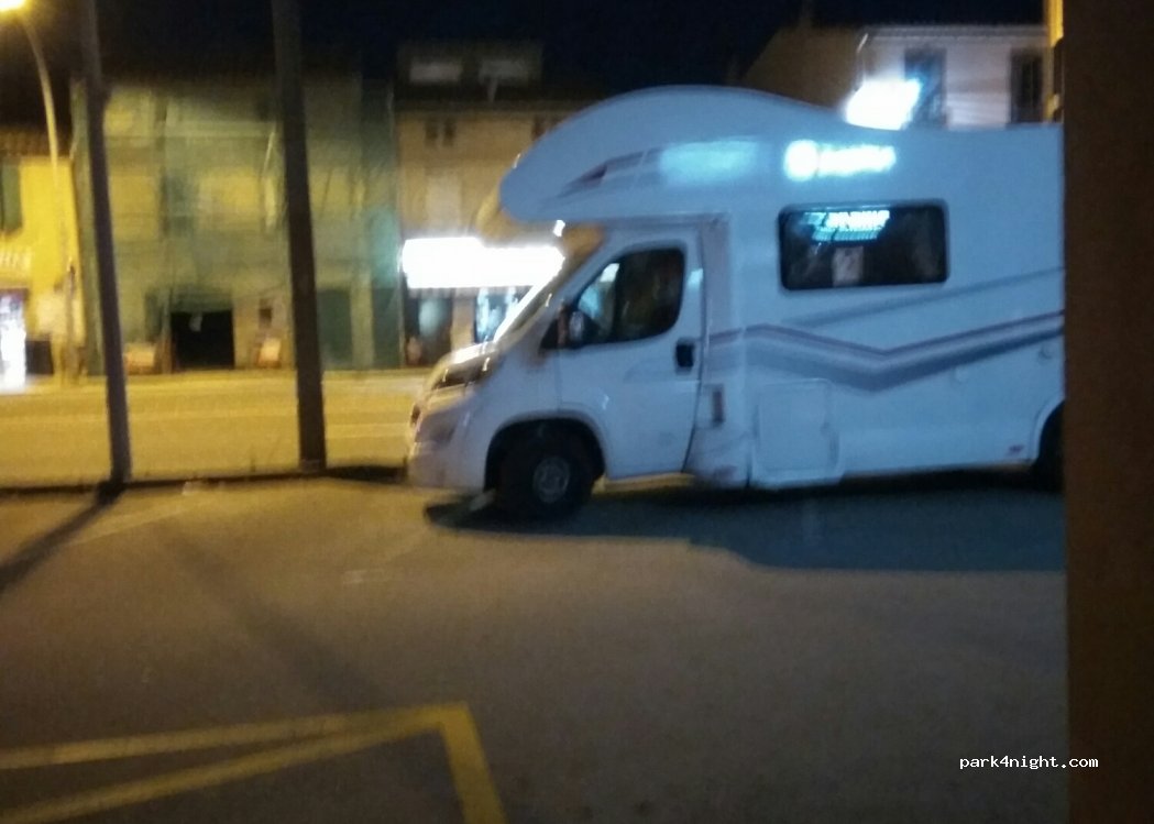 (11170) Alzonne - 2 Rue du Lauragais — foto