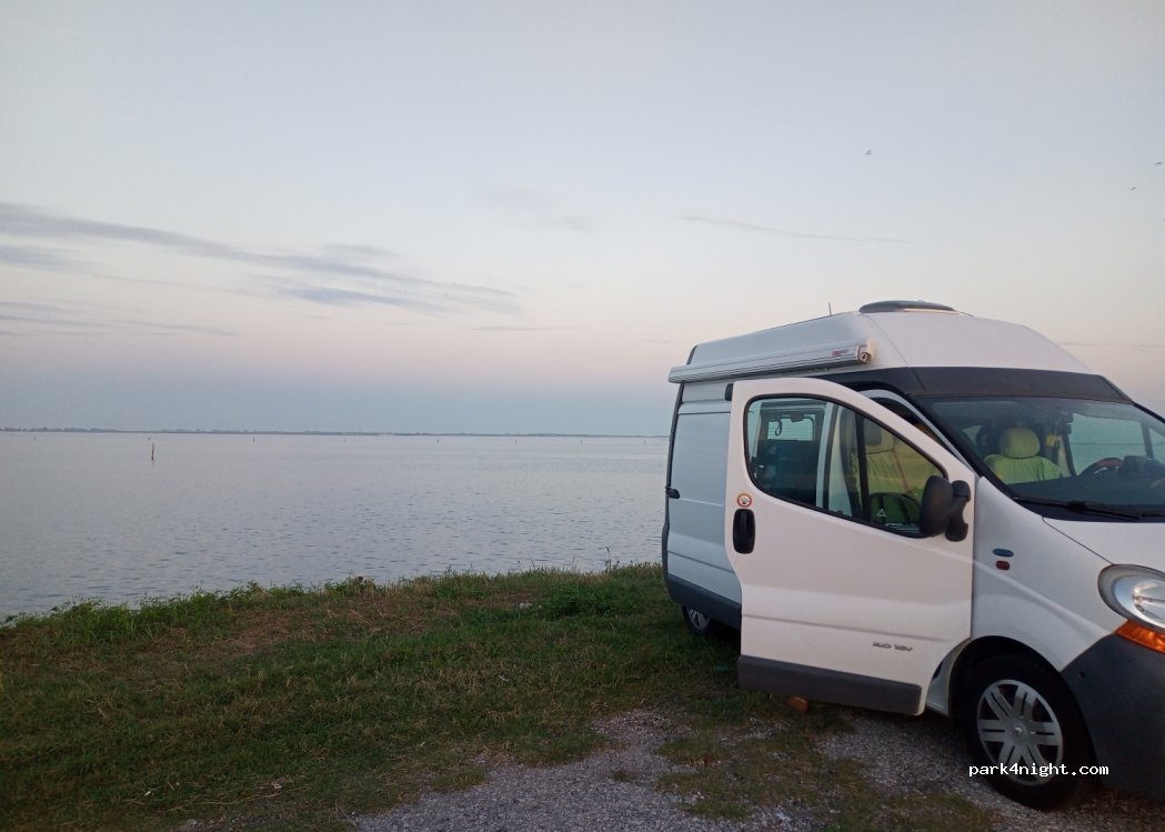 (45018) Porto Tolle - Strada Belvedere Sacca — foto