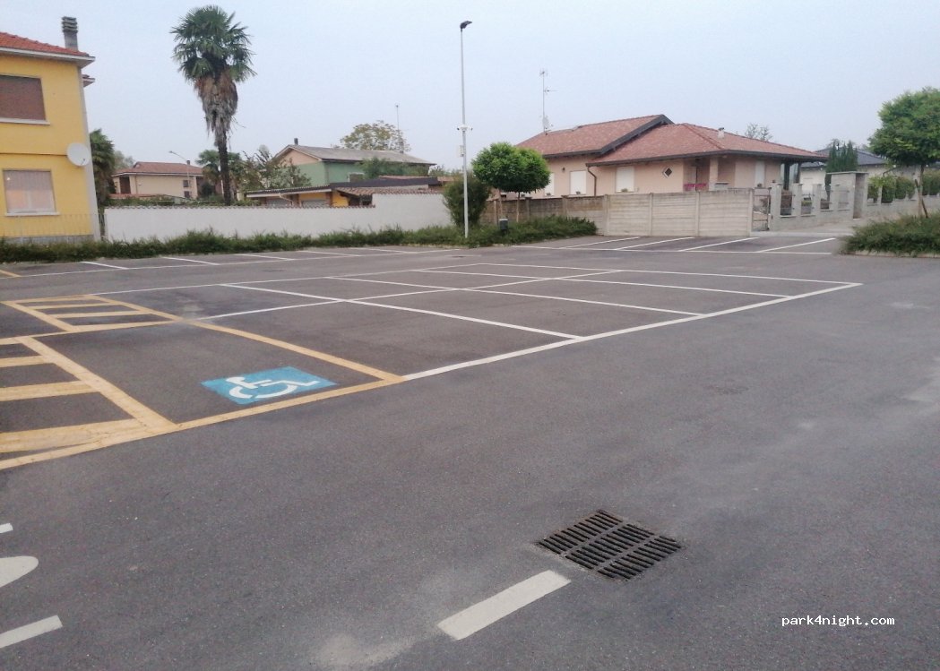 (27032) Ferrera Erbognone - 18 Via della Costituzione — foto