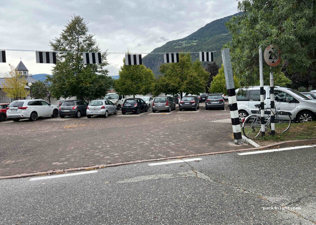 (39055) Leifers - 60 A.-Hofer-Straße — foto 3