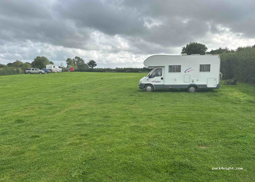 Daisy Paddock camping — foto 2