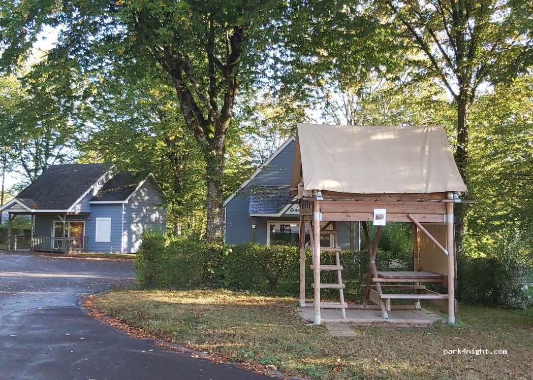Camping Le Parc De Vaux — foto