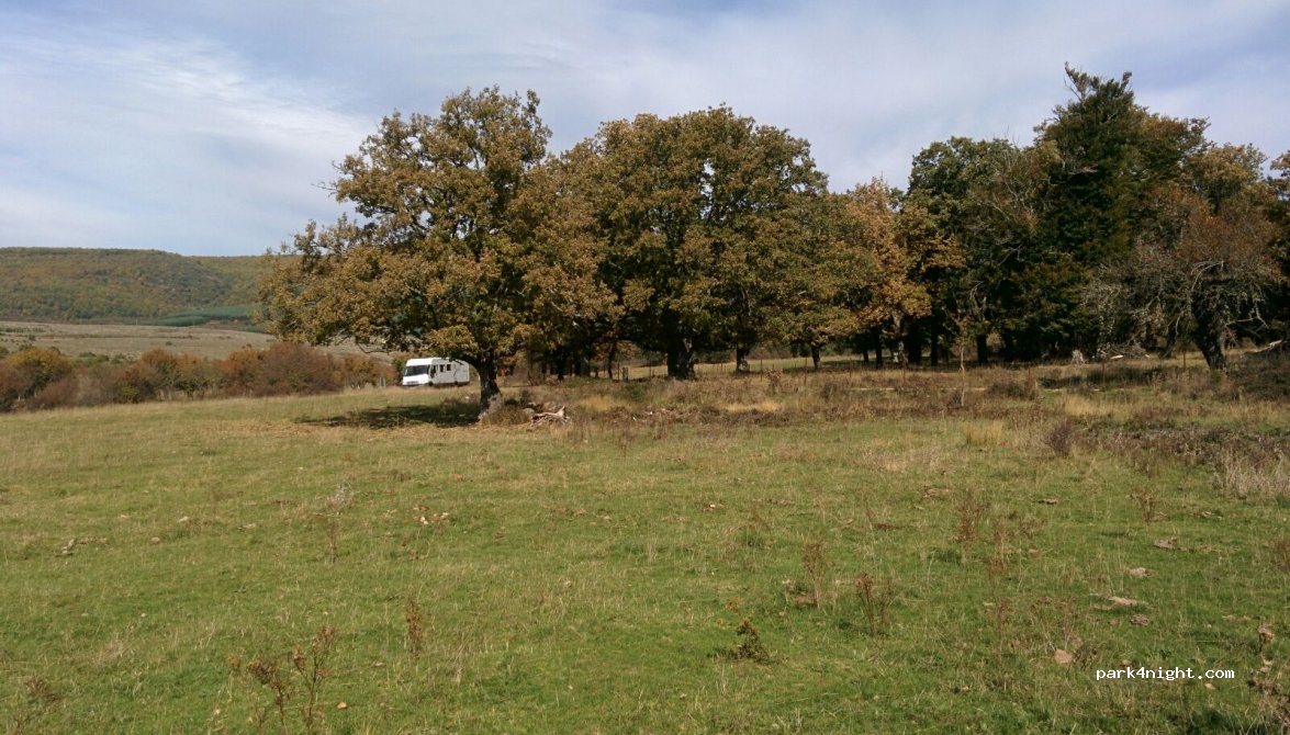 (09615) Monterrubio de la Demanda - Unnamed Road — foto 2
