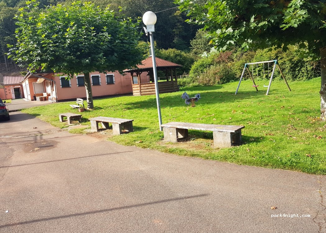 (66620) Nonnweiler - 20 Unter der Fels — foto 2