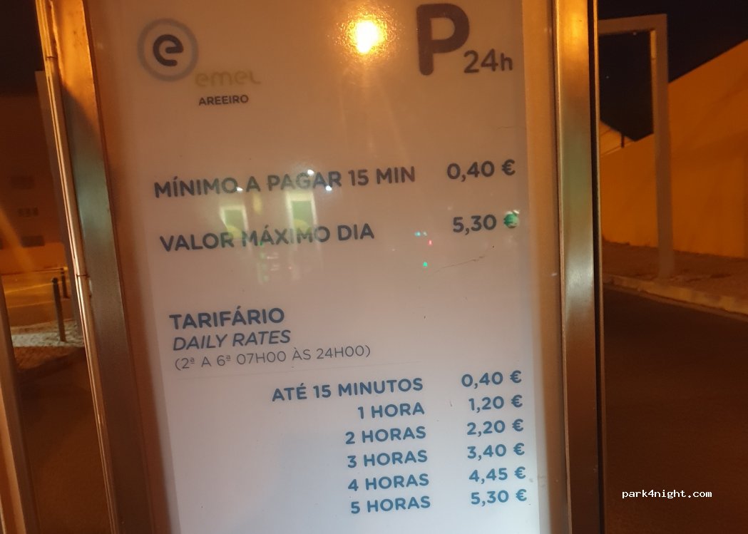 (1700-031) Lisboa - 15 Avenida Almirante Gago Coutinho — foto 4