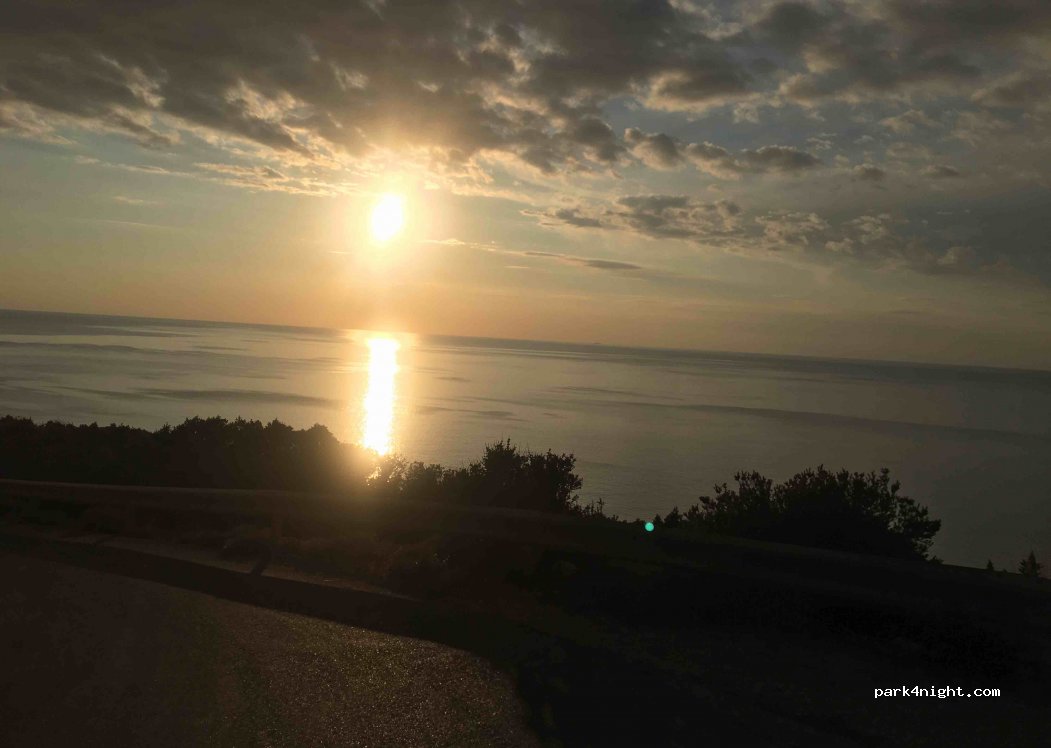 (310 82) Apollonii - Unnamed Road — foto 2