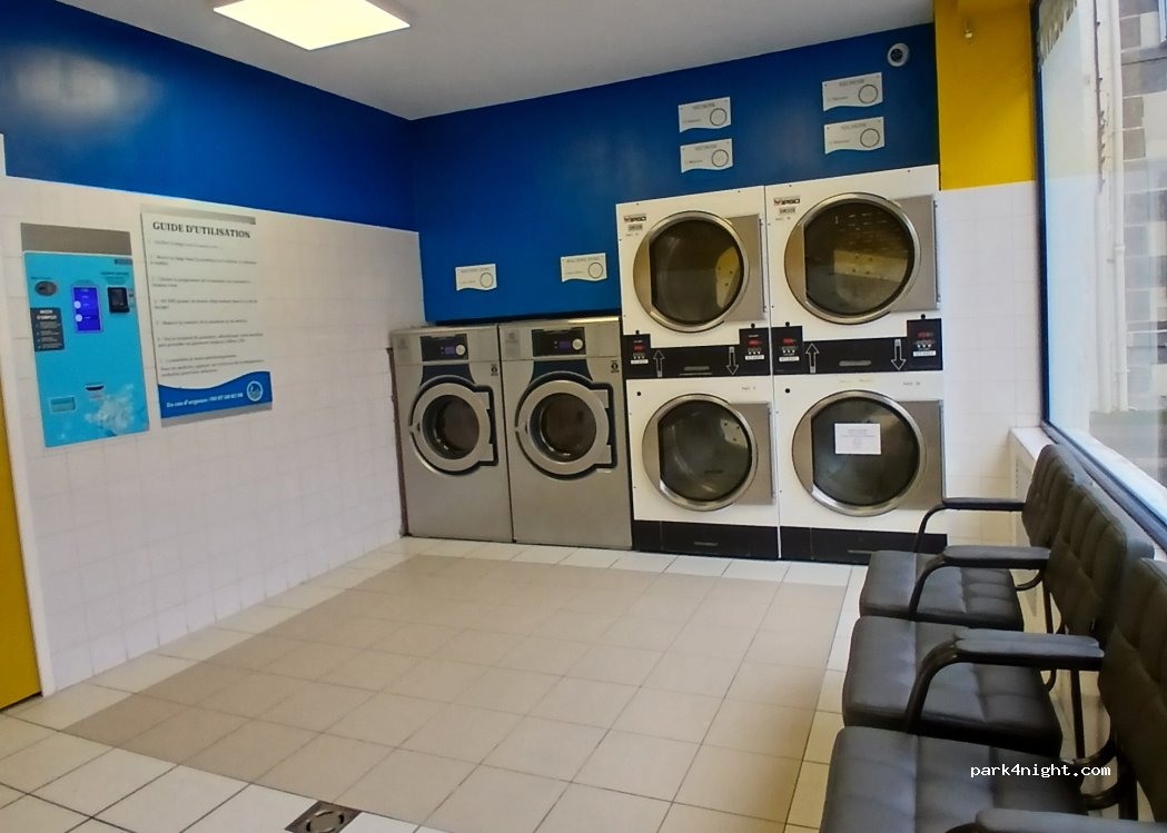 (03500) Saint-Pourçain-sur-Sioule - 6 Rue du Chêne Vert — foto