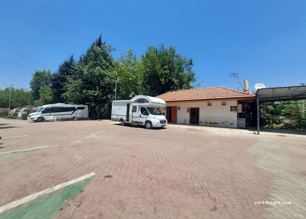 Tarsus Belediyesi Karavan Parkı — foto 5