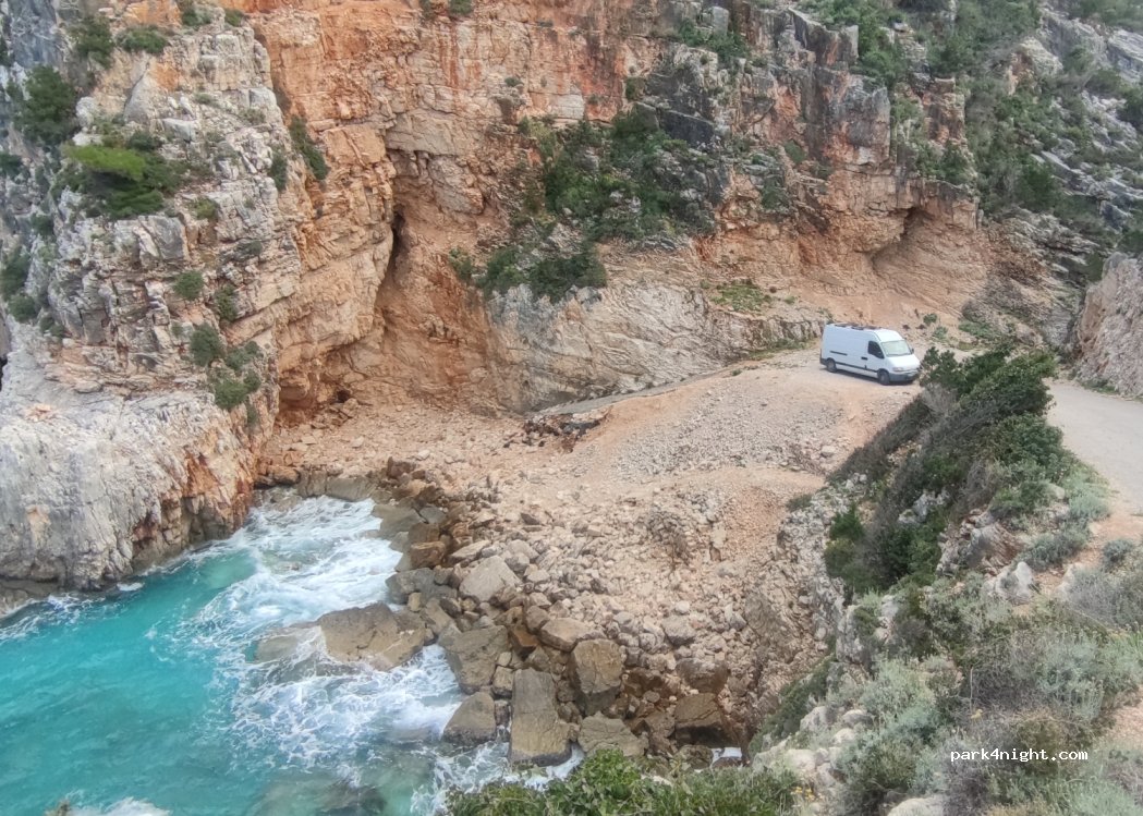 (290 91) Pelagos - Unnamed Road — foto 2