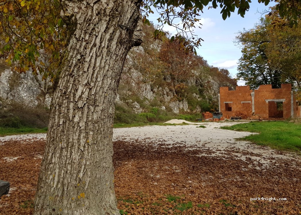 (PX5C+W3X) Podgradina - Unnamed road — foto 2
