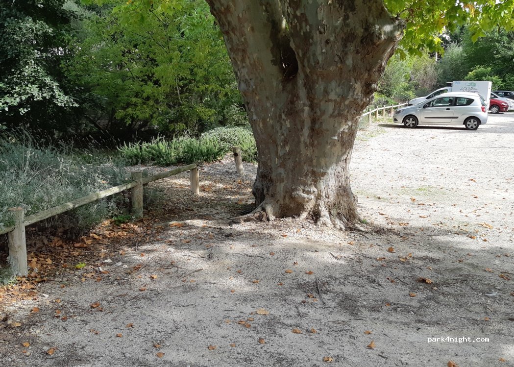 (84380) Mazan - 43 Chemin de l'Auzon — foto
