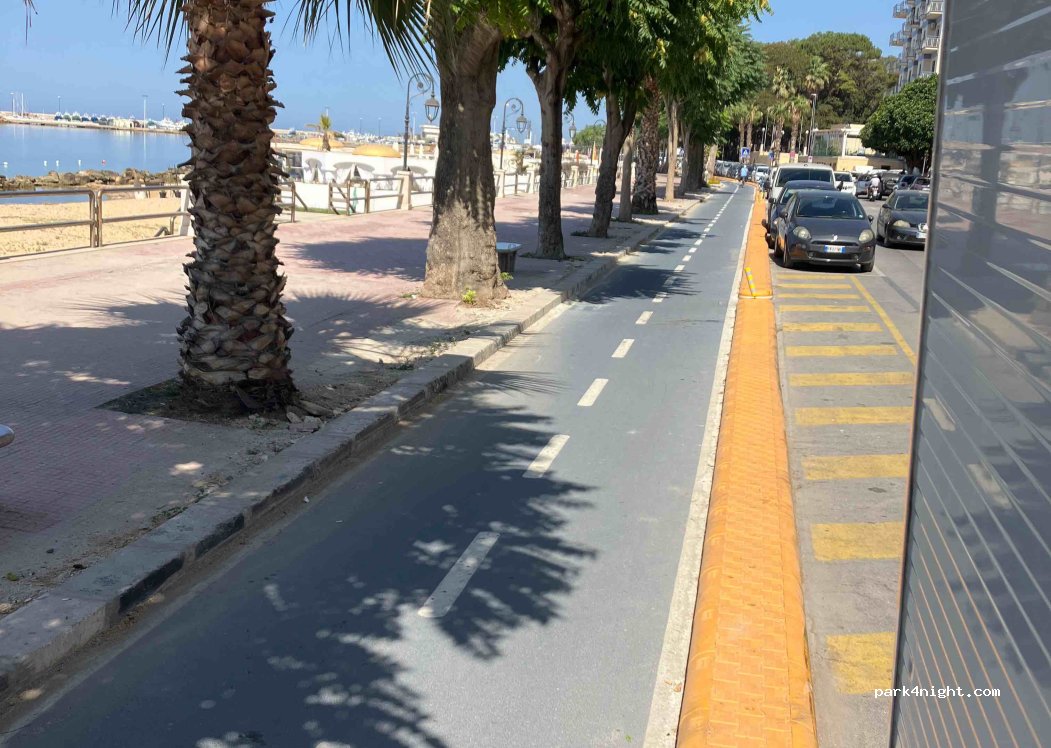 (91026) Mazara del Vallo - 12 Piazza Mokarta — foto