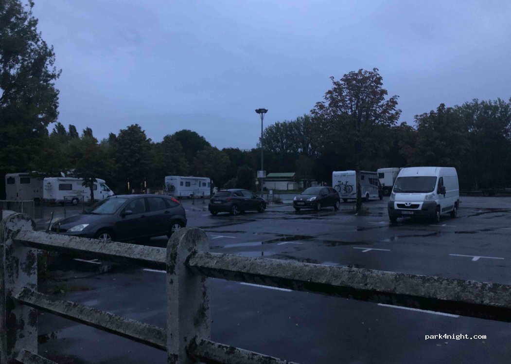 (17100) Saintes - 6 Rue de Courbiac — foto 2