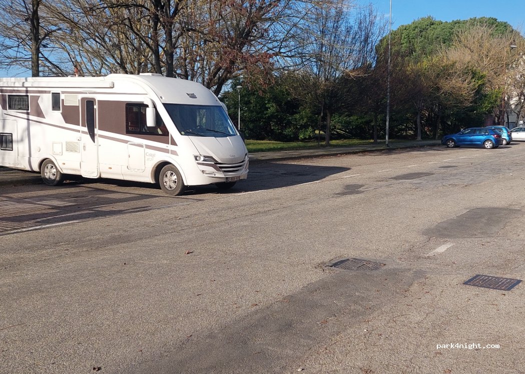 (47923) Rimini - 8 Via Celestino Alessandrini — foto