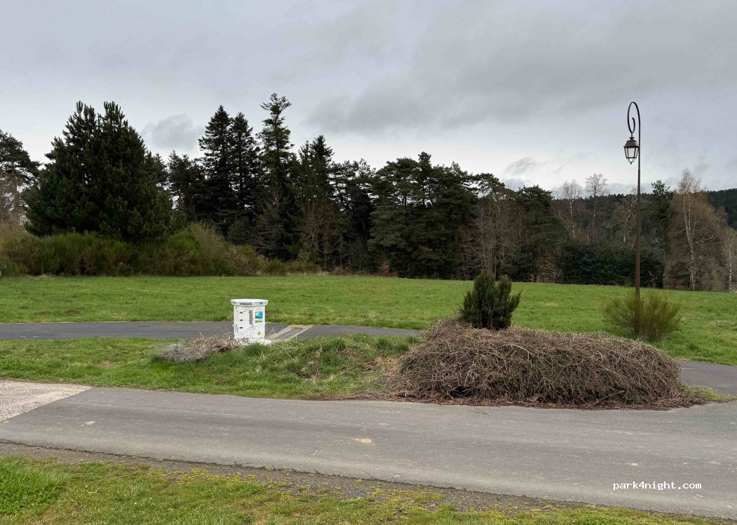 (15100) Védrines-Saint-Loup - Lotissement Communal — foto 4