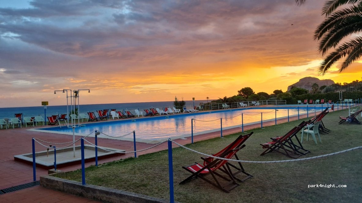 Campeggio Costa Ponente — foto
