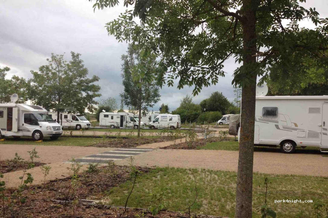 (51290) Giffaumont-Champaubert - 32-71 La Cachotte — foto