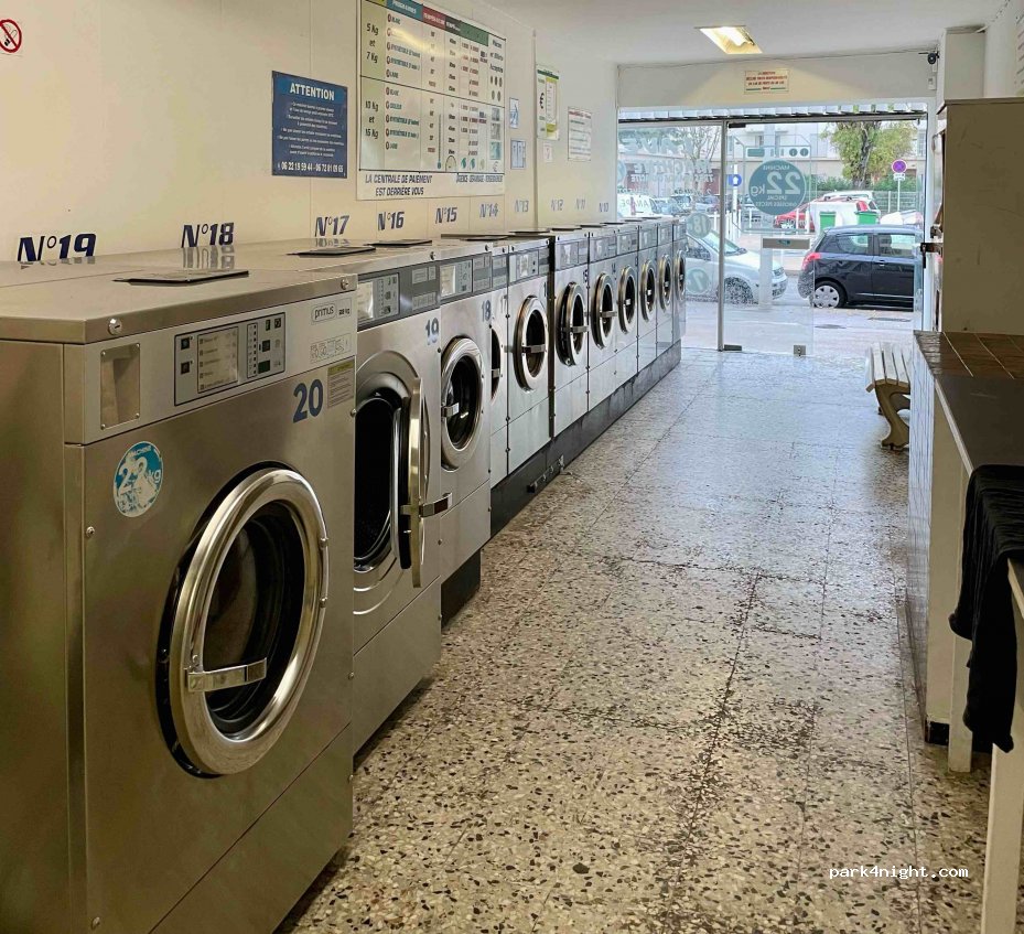 (83000) Toulon - 265 Boulevard Bazeilles — foto 2