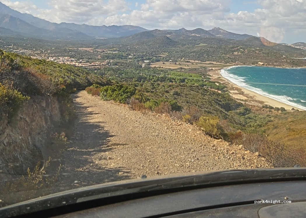(20226) Palasca - Unnamed Road — foto