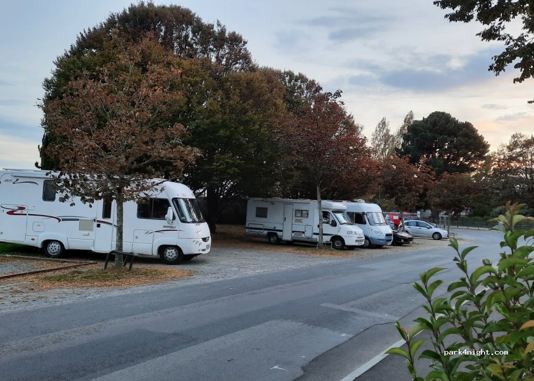 (35260) Cancale - 27 Rue du Stade — foto