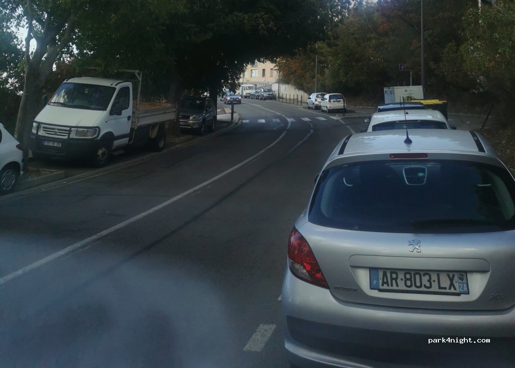 (20200) Bastia - 59 Route de Petrabugno — foto