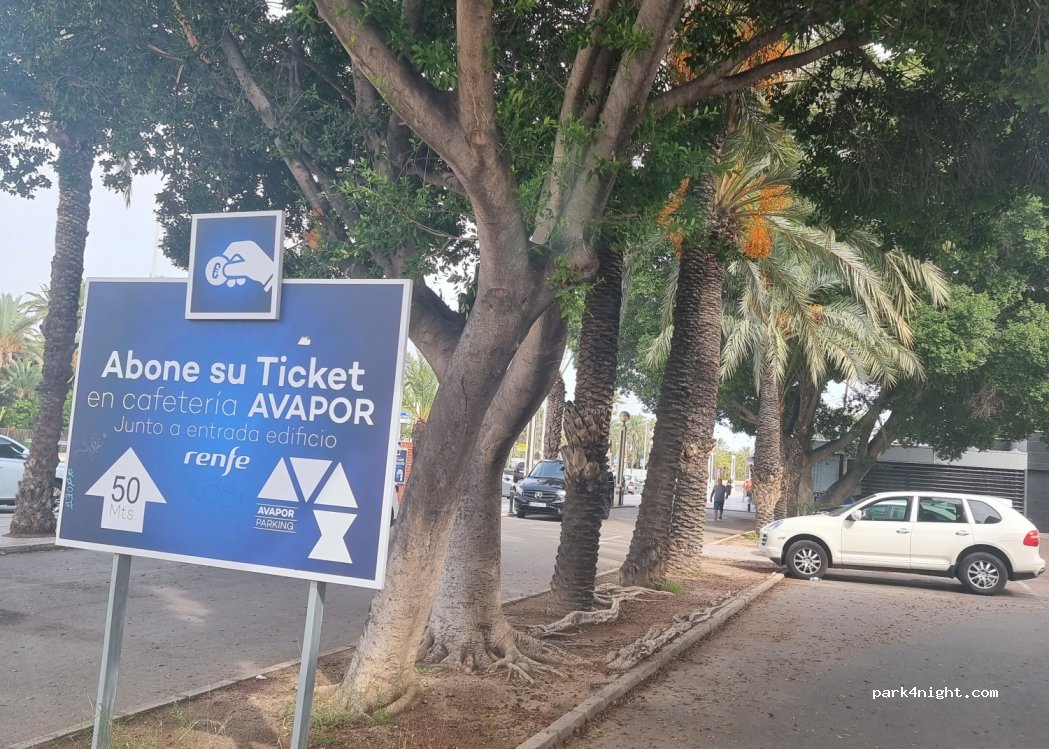 (03202) Elx - 10 Passeig de l'Estació — foto