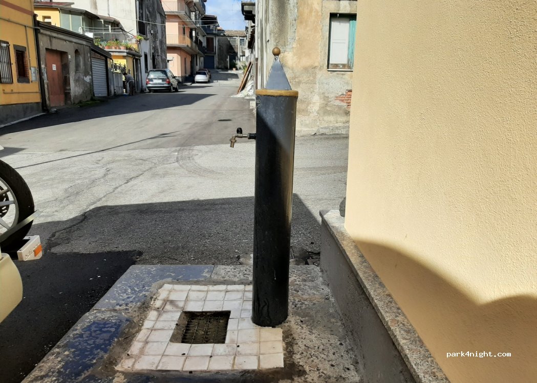 (95015) Linguaglossa - 8 Via Giuseppe Greco — foto