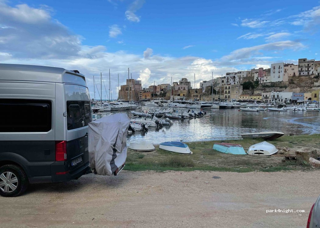 (91014) Castellammare del Golfo - 1 Via Zangara Don L. — foto