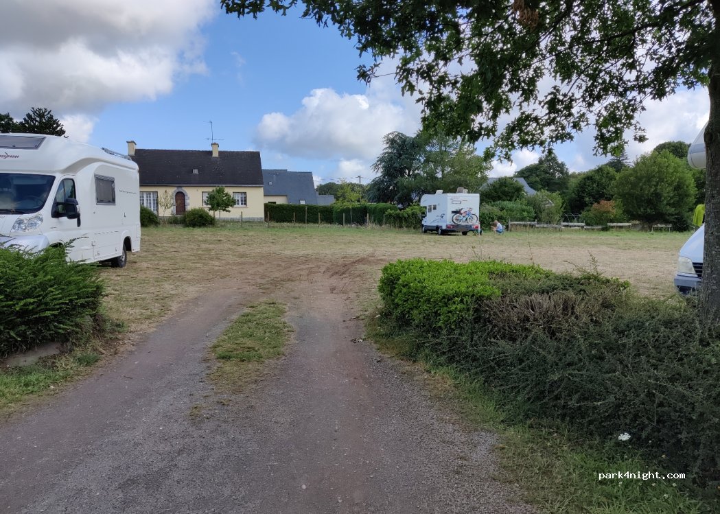 (56430) Tréhorenteuc - 3 Rue de Brocéliande — foto 4