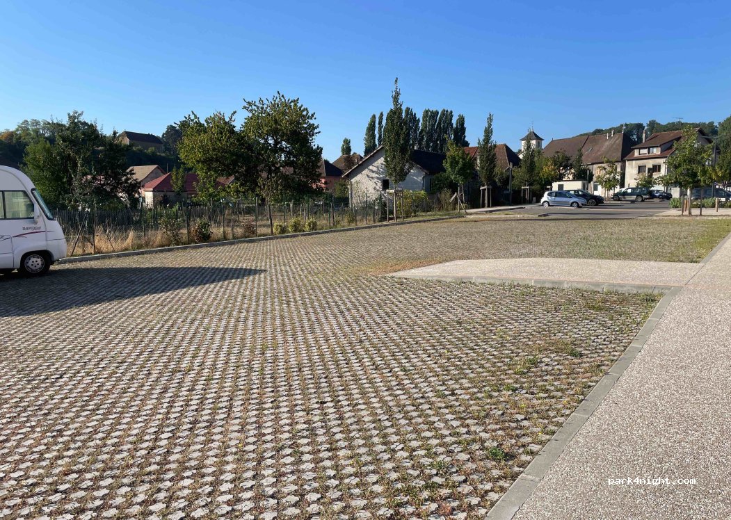 (38630) Veyrins-Thuellin - Place François Cointereaux — foto 3