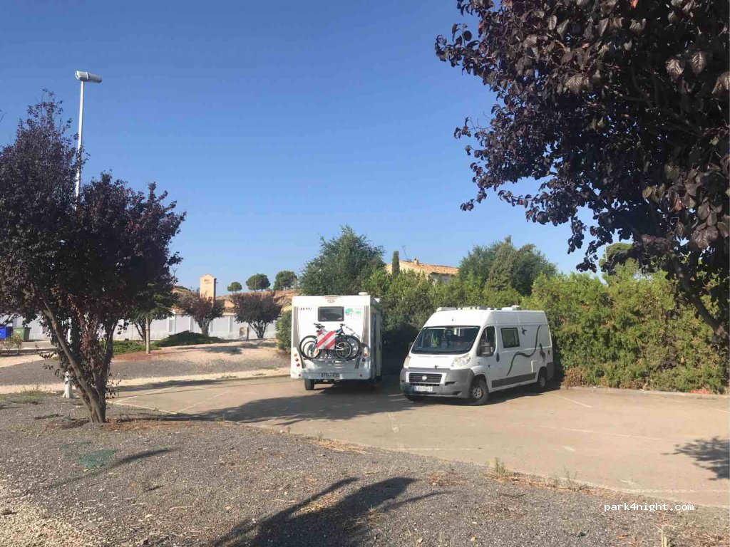 (50130) Belchite - 1 Avenida Calvo Sotelo — foto 3
