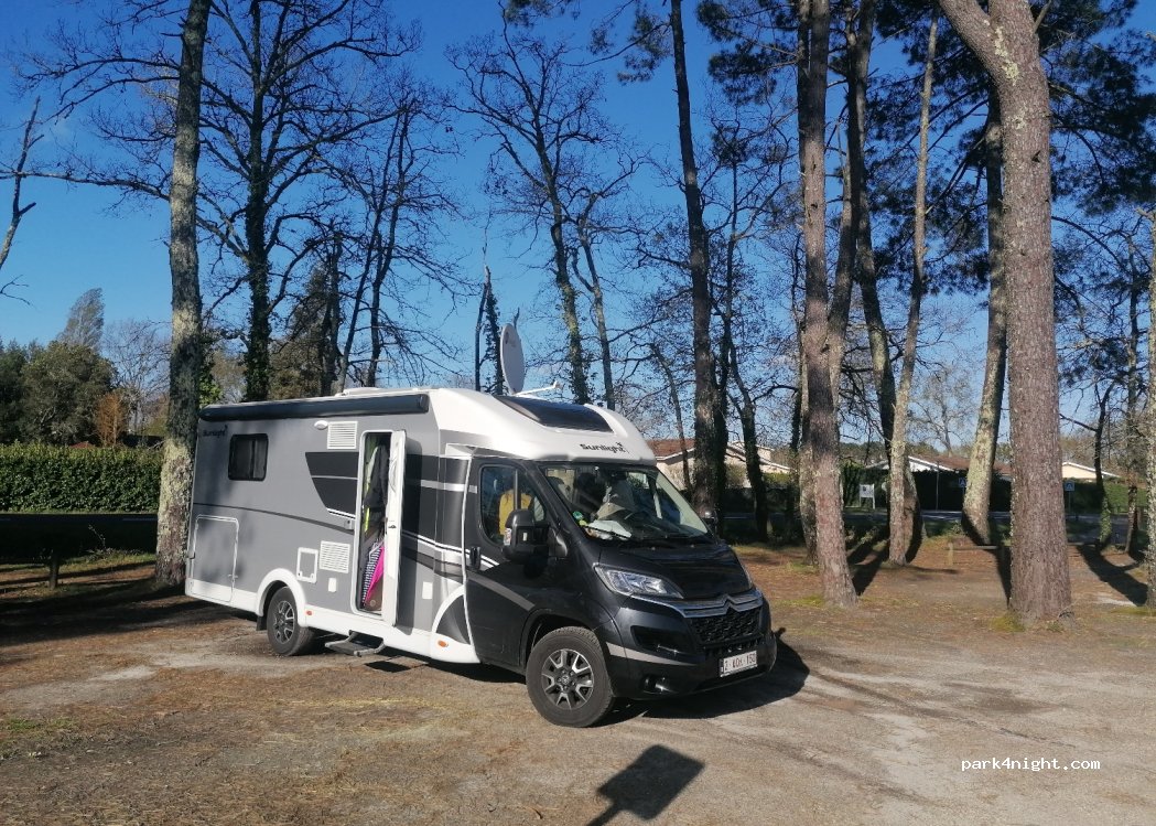 (33830) Belin-Béliet - 2 Rue des Écoles — foto 3