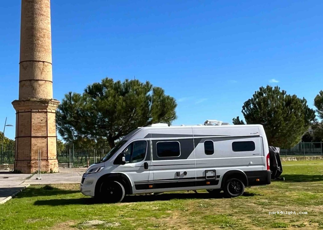 (41710) Utrera - 20 Calle Mar de las Antillas — foto 4