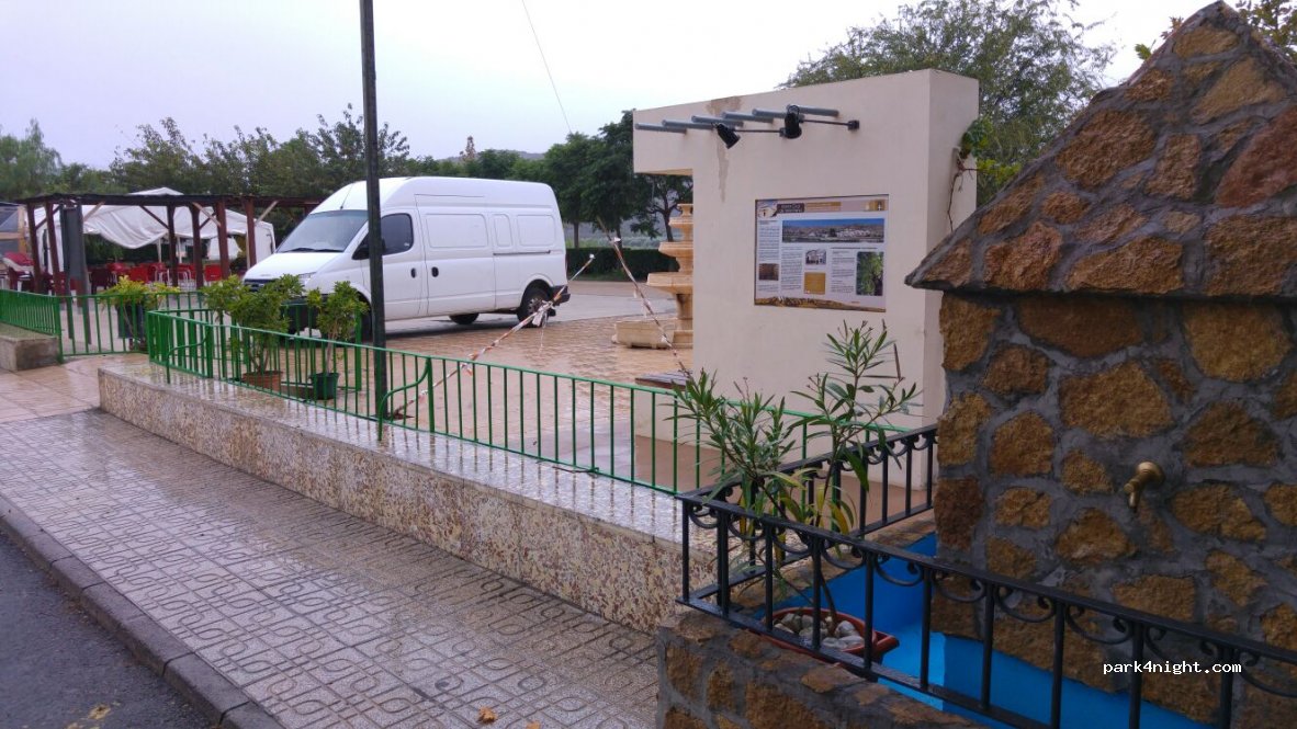 (04568) Santa Cruz de Marchena - 10 Calle Gwnada — foto