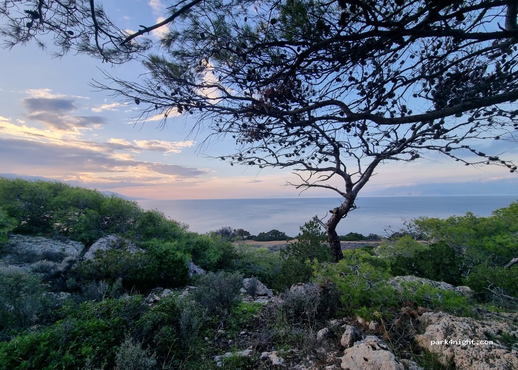 (203 00) Loutraki - Unnamed Road — foto 3