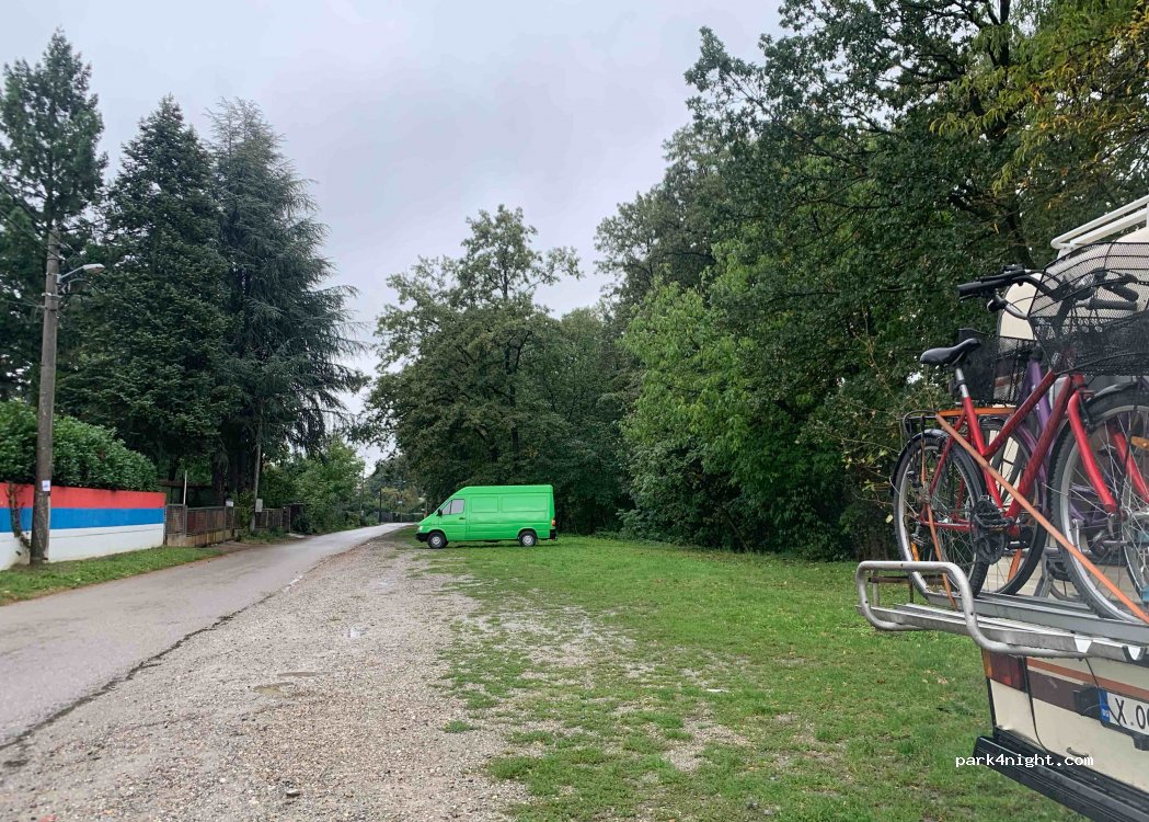 (347) Vrčin - Unnamed Road — foto