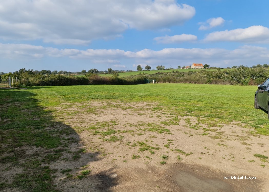 (03190) Hérisson - 4 Hameau de Chateloy — foto