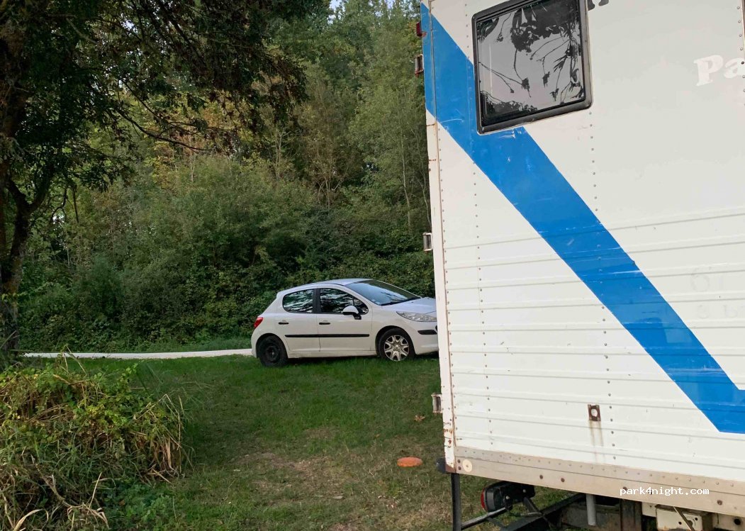 (16120) Bassac - Les Forêts — foto