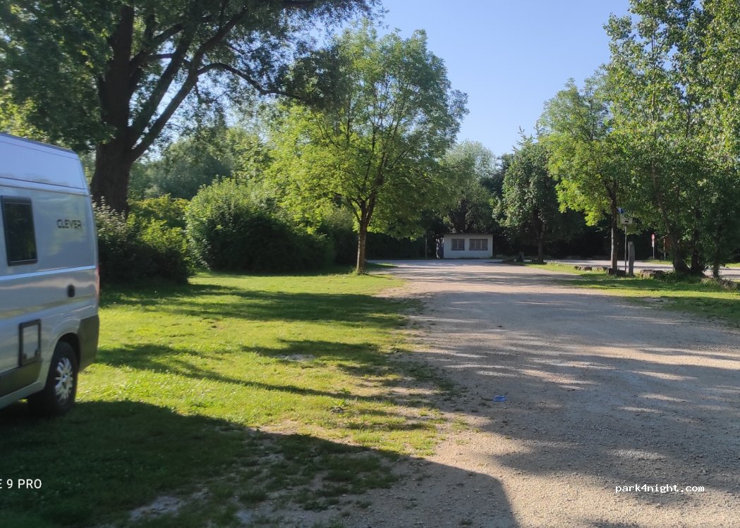 (72666) Neckartailfingen - 35 Alleenstraße — foto 3