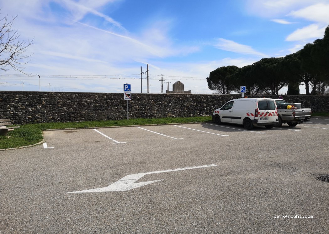 (07400) Meysse - 3 Place de l'Église — foto 4