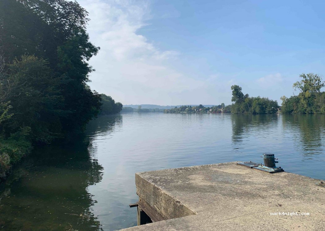 (27430) Herqueville - — foto