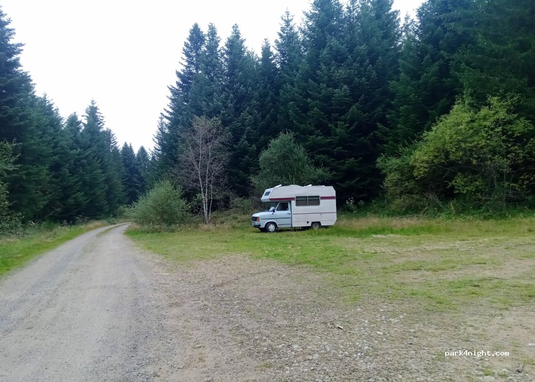 (63630) Saint-Germain-l'Herm - D33 — foto