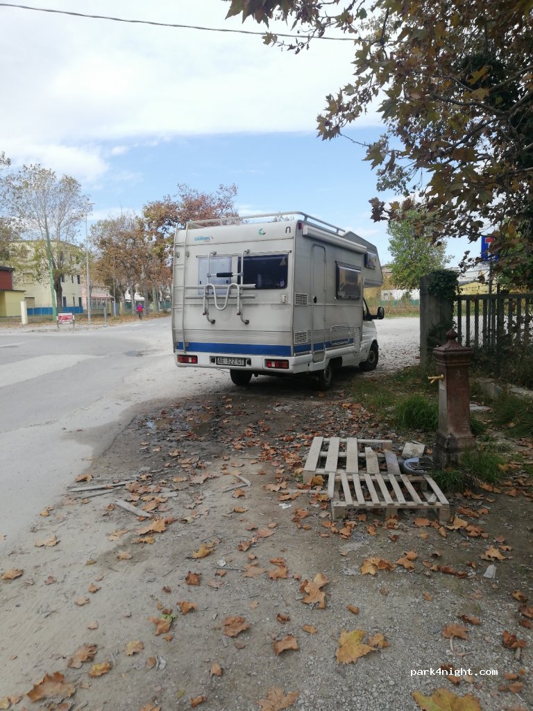 (47042) Cesenatico - Via Cristoforo Colombo — foto 2