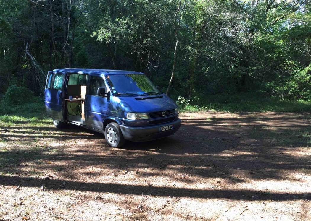 (12490) La Bastide-Pradines - Unnamed Road — foto