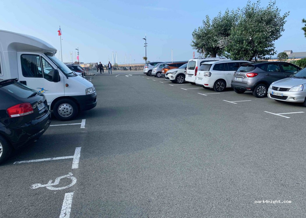 (76470) Le Tréport - 8 Rue François Mitterrand — foto
