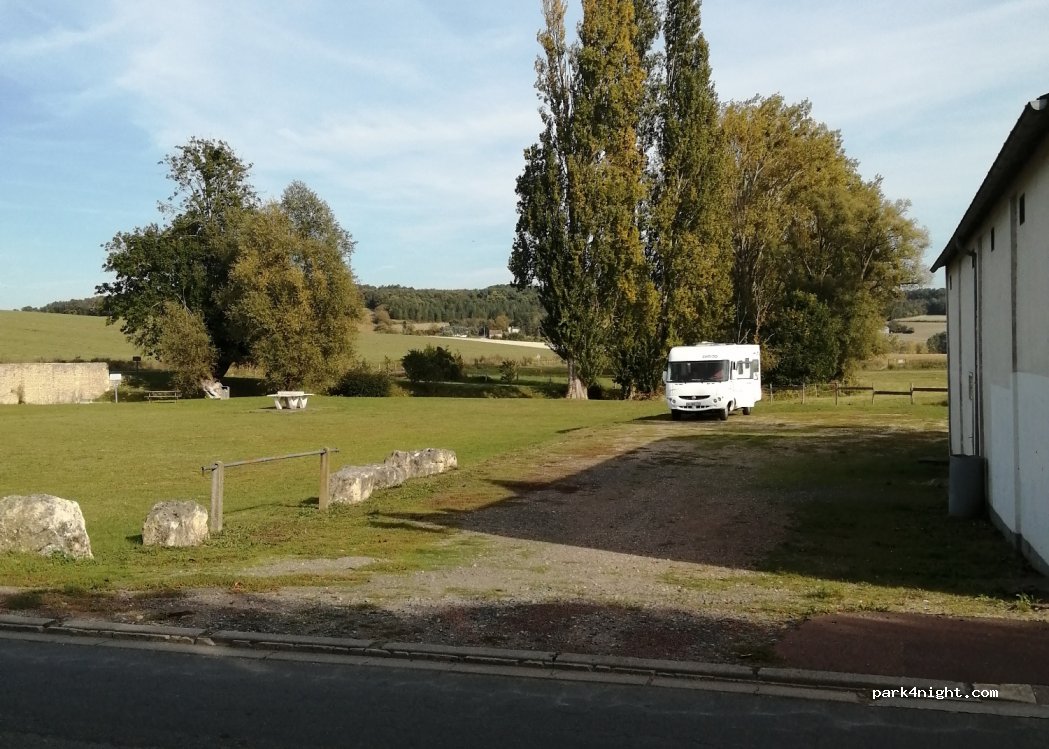 (86230) Usseau - 20 Rue du Château — foto