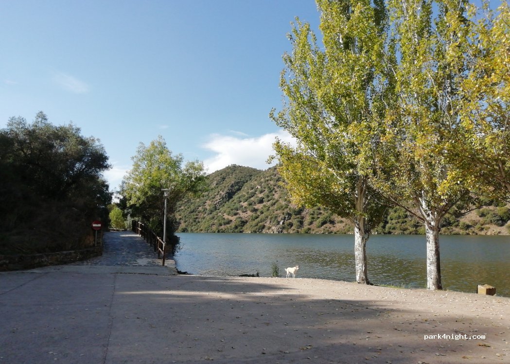 (10512) Herrera de Alcántara - — foto 2